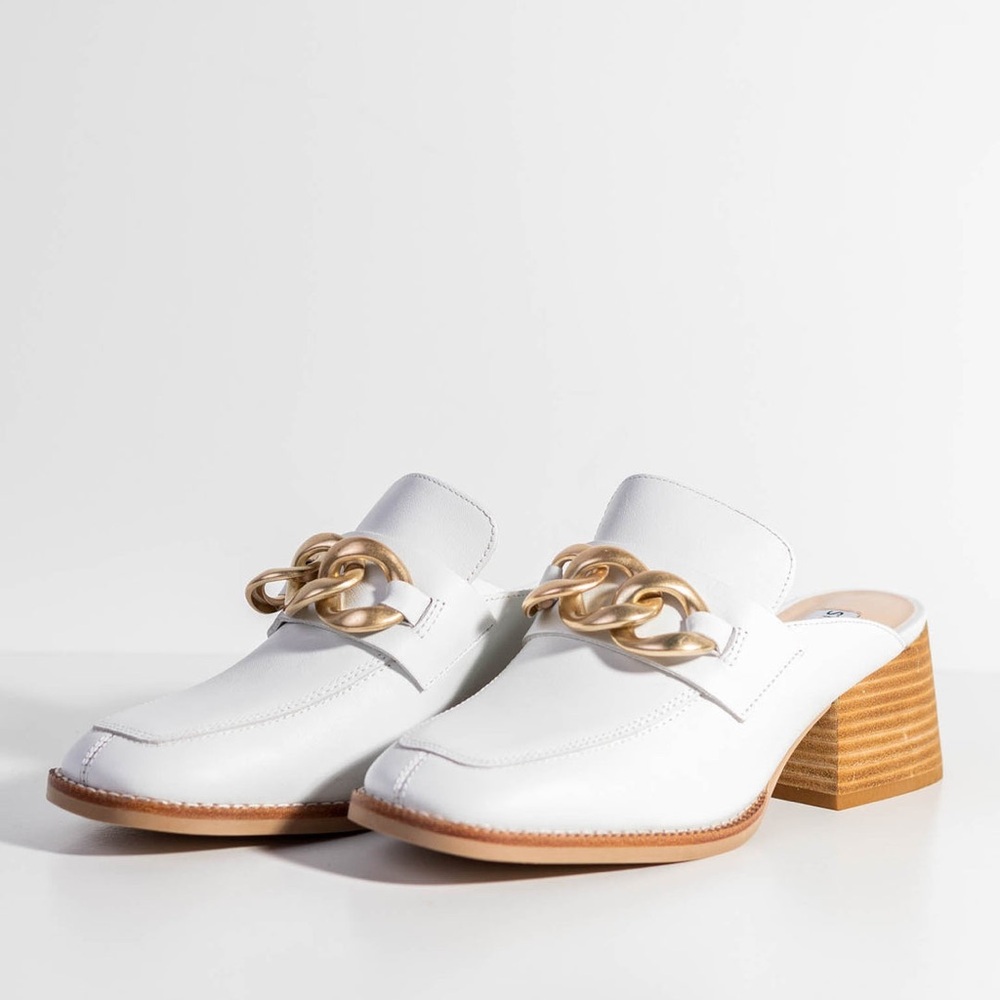 Steve Madden White Leather Chain-Detail Mule Heels